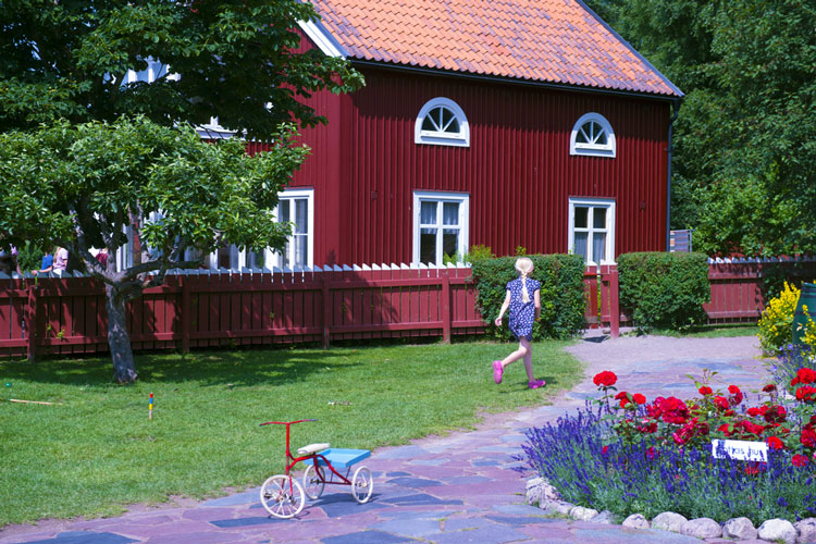 Hus från Astrid Lindgrens värld.
